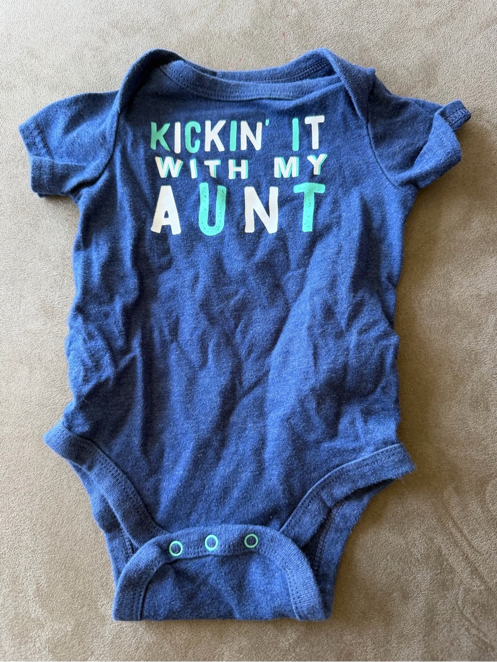 Cat & Jack Navy Short Sleeve Baby Bodysuit with Aqua and White Graphic Aunt